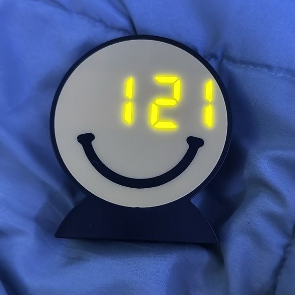 alarm clock - Picture 2 of 4